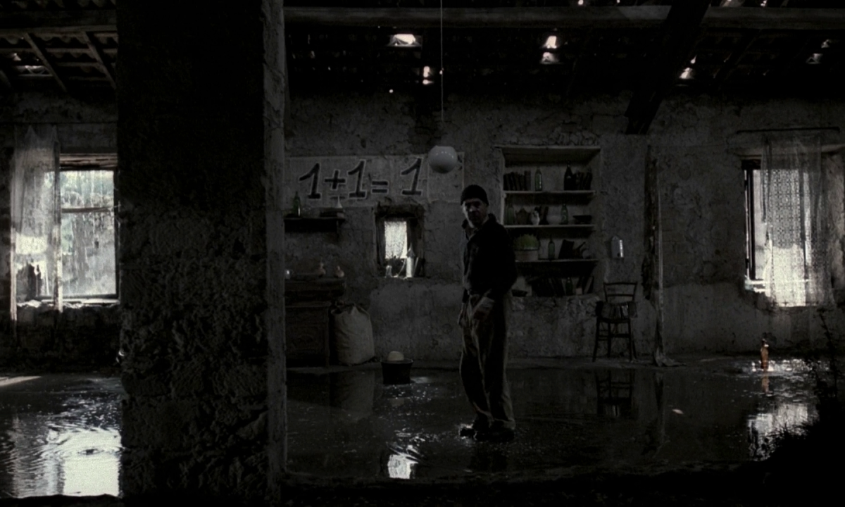 (14) Nostalghia [Nostalgia] (Andrei Tarkovsky, 1983)