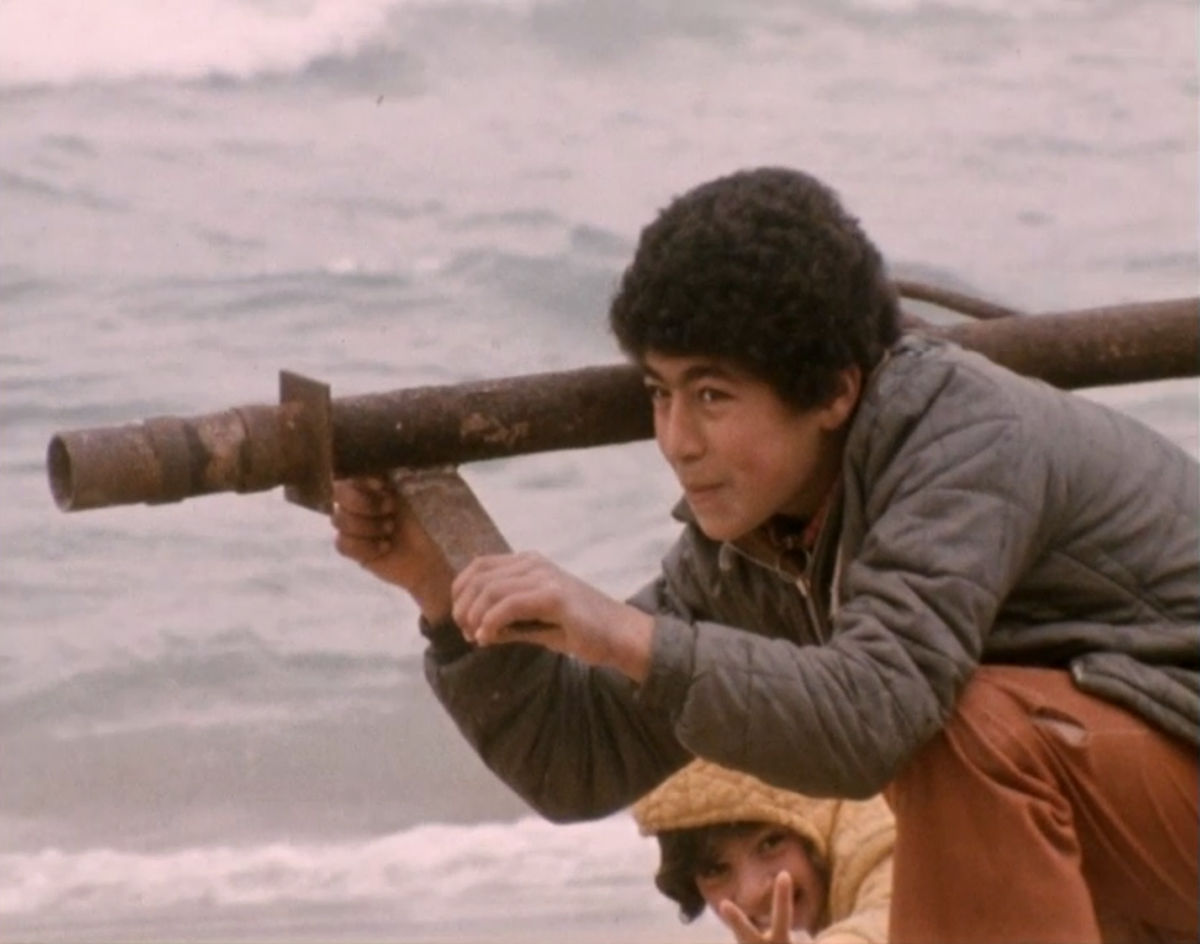 (1) Atfal al-harb [Children of War] (Jocelyn Saab, 1976)