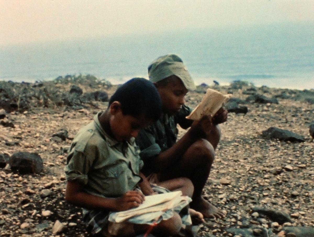 Sa‘a al-tahrir daqqat, Barra ya isti‘mar [The Hour of Liberation] (Heiny Srour, 1974)