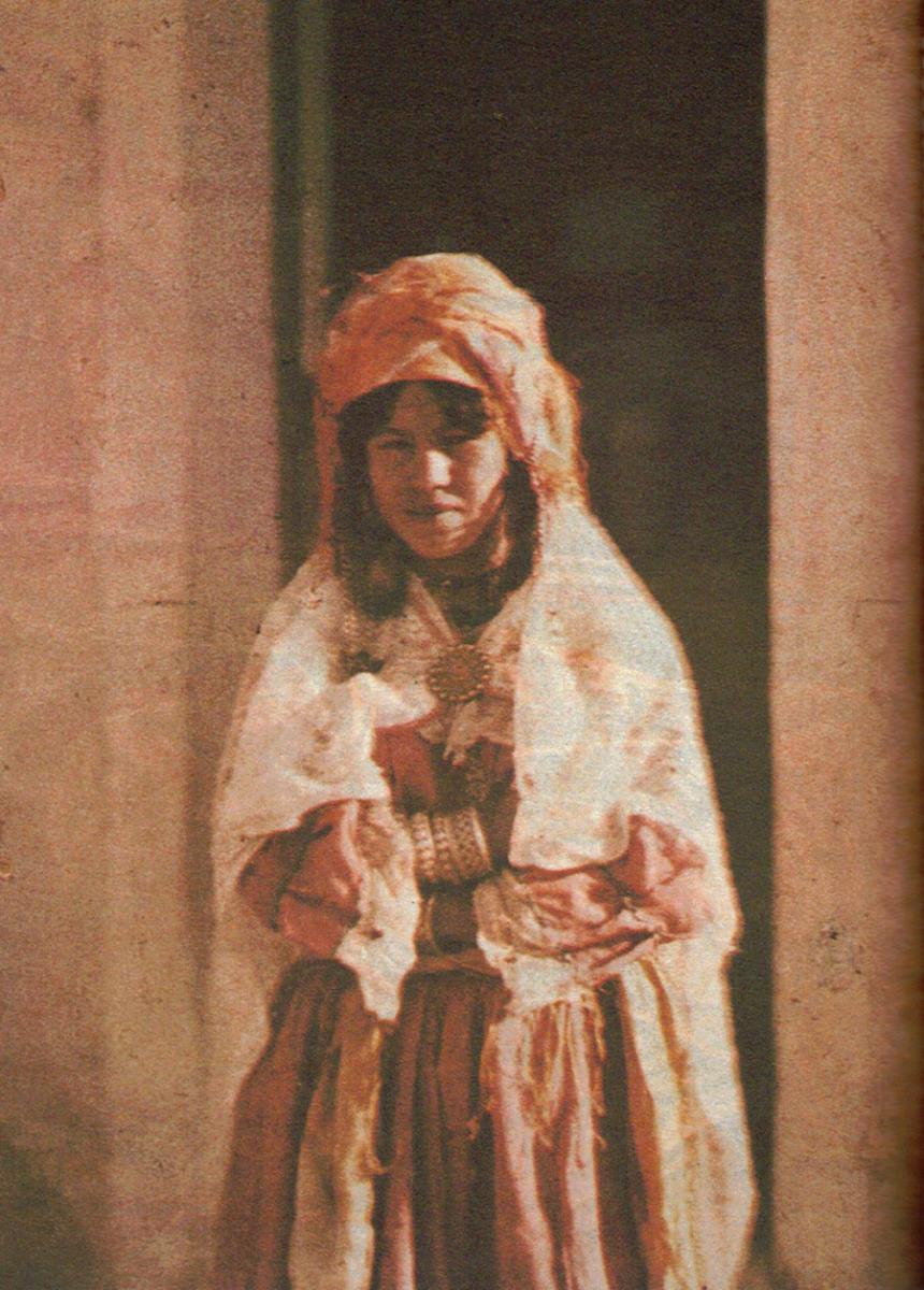 (2) Autochrome taken in Biskra and Tlemcen (1922)