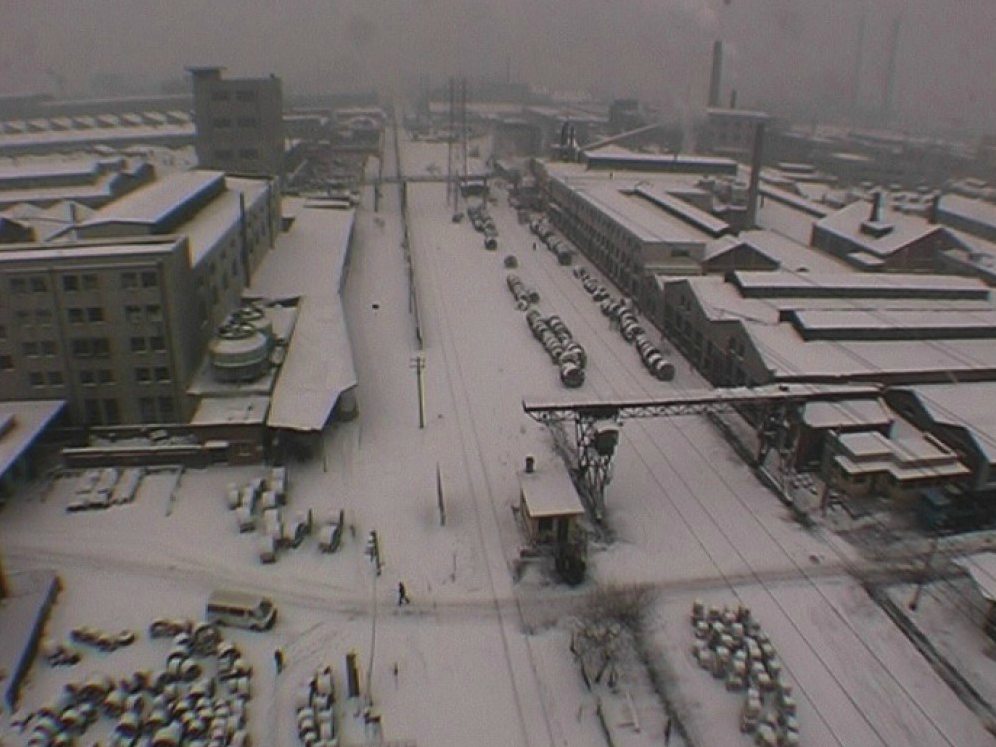 (1) Tiexi qu [West of the Tracks] (Wang Bing, 2002)